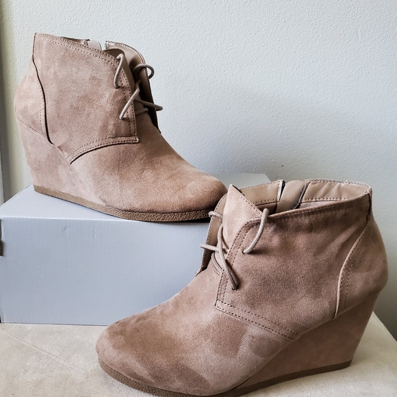 Universal Thread Shoes - Universal thread Ankle boots